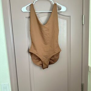 Londre Minimalist Swimsuit